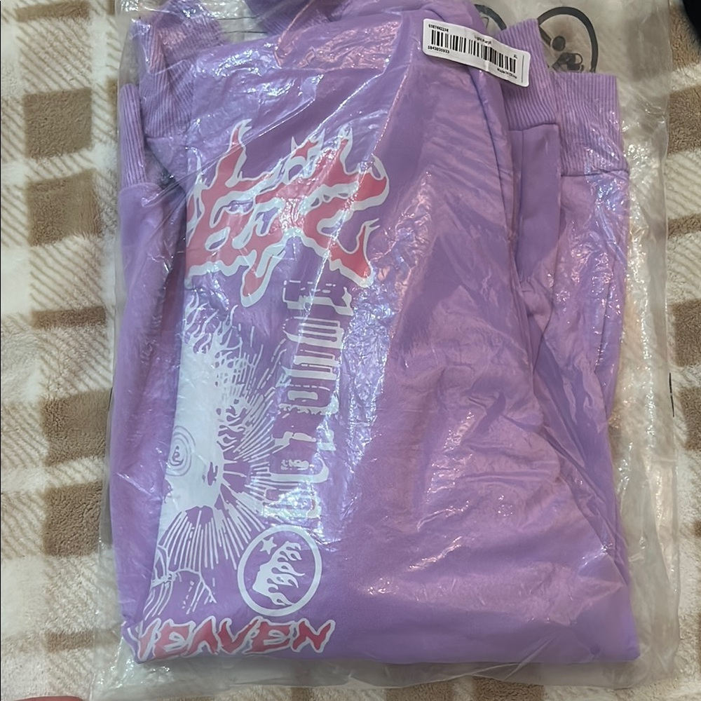 Brand new hoodie size XL-Runs true to size-polyester and very comfy